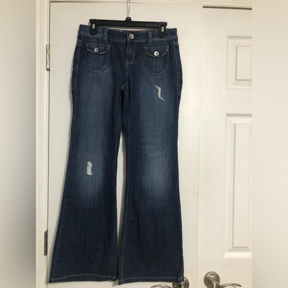 DKNY‎ flare 90s Y2K spring street jean women’s size 2 pockets distressed